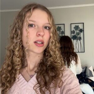 Meet your Posher, Katie